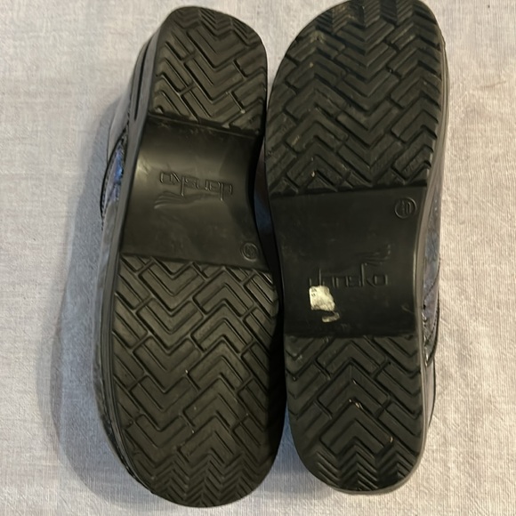 Dansko Shoes - Picture 9 of 9